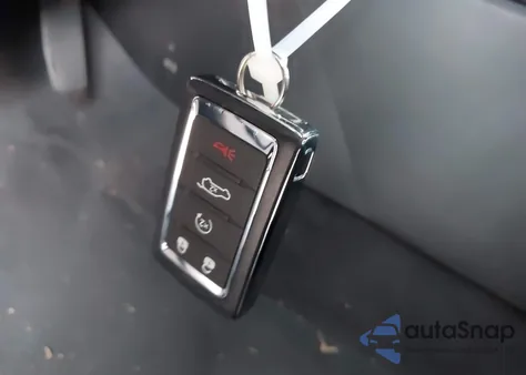 2024 Jeep Wagoneer S Launch Edition z USA, uszkodzony, nr VIN 3C4RJNAK2RT180003